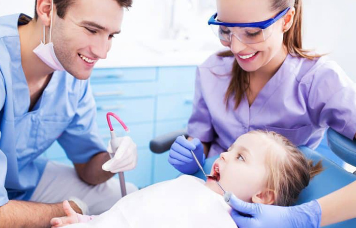 5 سوال رایج مصاحبه دستیار دندانپزشک – و نحوه پاسخ به آنها